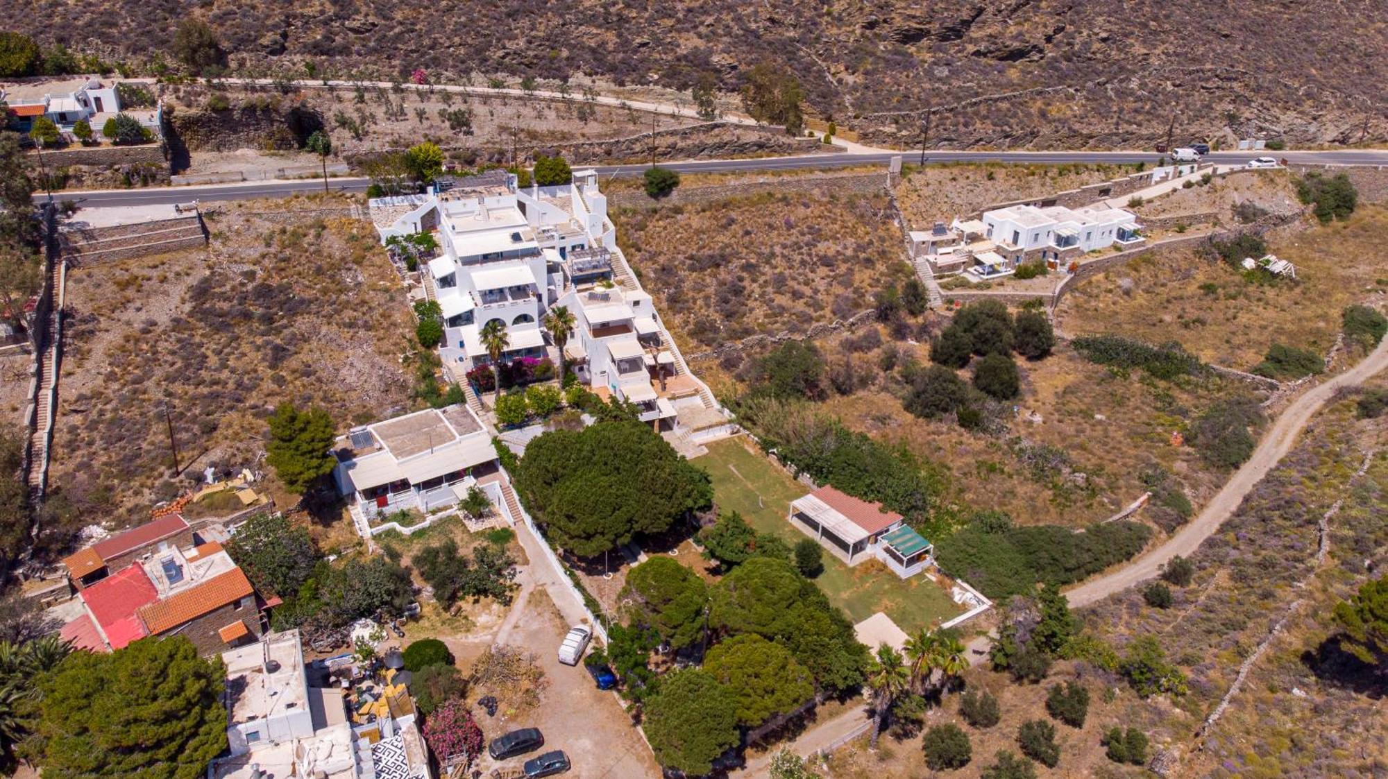 Be Kythnos Hotel Mérichas Екстериор снимка