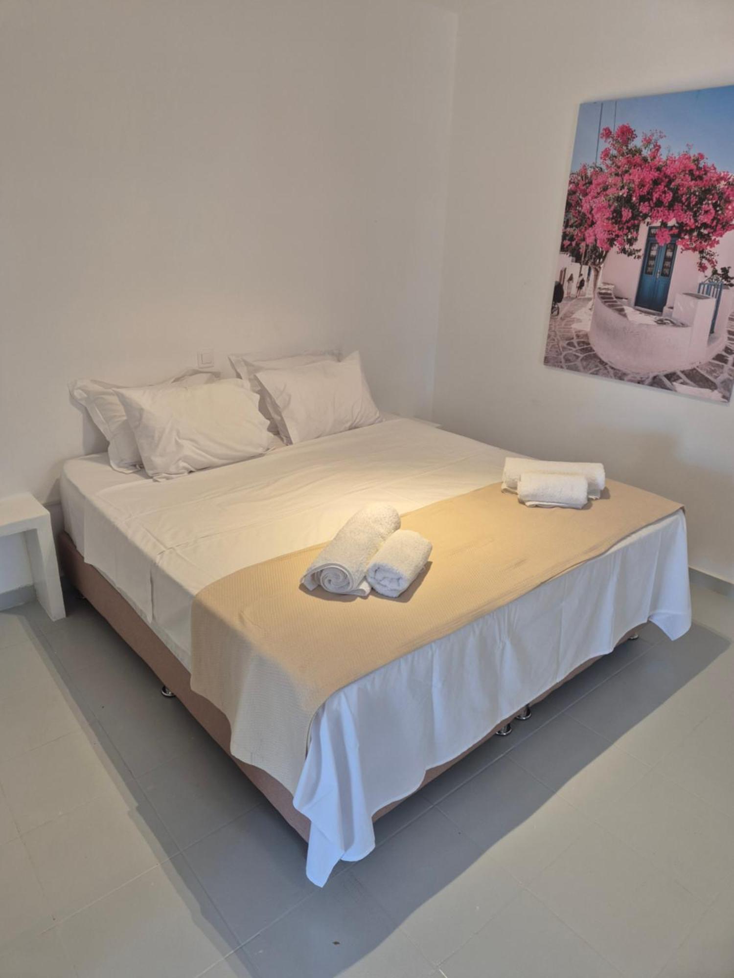 Be Kythnos Hotel Mérichas Екстериор снимка