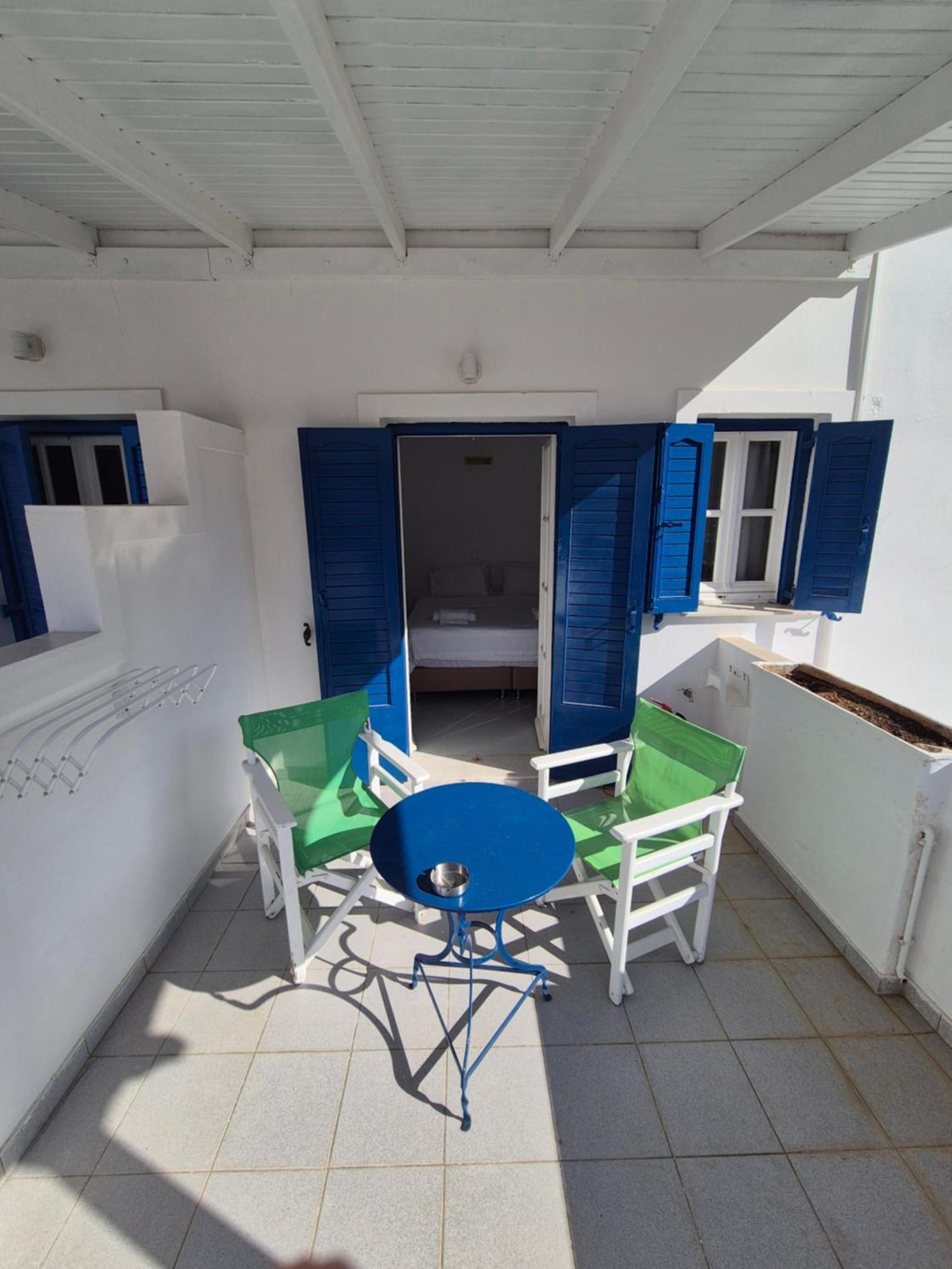 Be Kythnos Hotel Mérichas Екстериор снимка